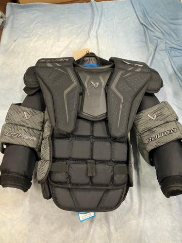 Intermediate Large Bauer Elite Goalie Chest Protector (Used)