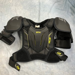 Large Junior STX Stallion 500 Shoulder Pads (Used)
