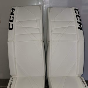 32+1" CCM Eflex 6.5 Goalie Leg Pads (New)