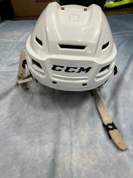 White Medium CCM Tacks 310 Helmet (Used)