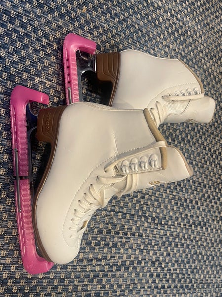Jackson Ultima Figure Skates B Adult 7 (Used)