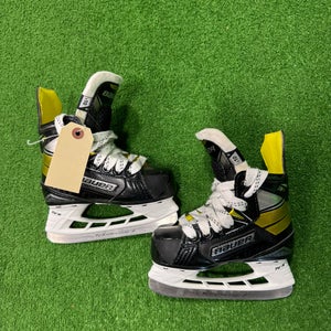 Youth Bauer Supreme 3S Hockey Skates Regular Width 10 (Used)