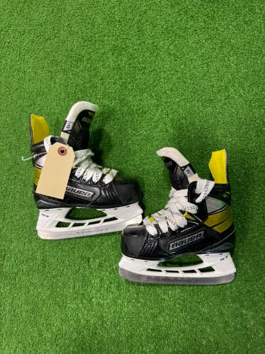 Youth Bauer Supreme 3S Hockey Skates Regular Width 10 (Used)
