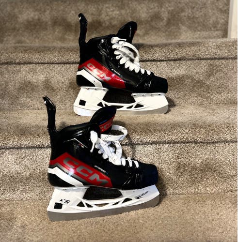2024 CCM JetSpeed FT6 Hockey Skates Regular Width   6.5 (Used)