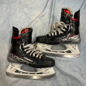 Intermediate Bauer Vapor 3X Hockey Skates Size 5.5 Fit 1 (Used)