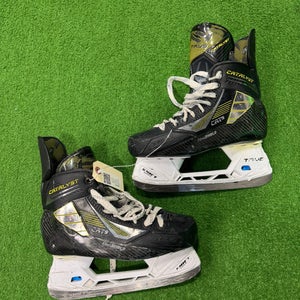 Senior True Catalyst 9 Hockey Skates Regular Width 7.5 (Used)