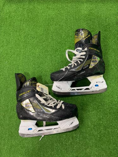 Senior True Catalyst 9 Hockey Skates Regular Width 7.5 (Used)
