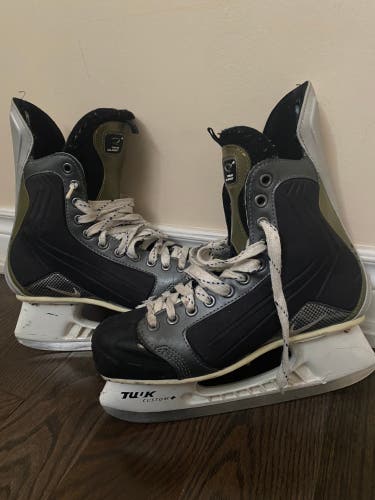 Nike Quest 4 skates size 9D