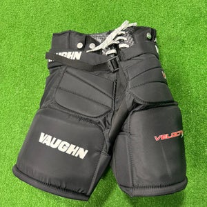 Black Junior Small Vaughn Velocity V10 Hockey Goalie Pants (Used)