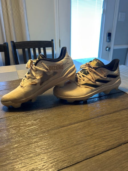 White Men's Size M 9.0 (W 10.0) Adult Adidas Low Top Adizero Molded Cleats (Used)