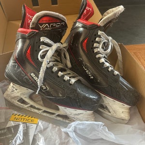 Bauer Vapor 3X Pro Hockey Skates Size 5.5 (Used)