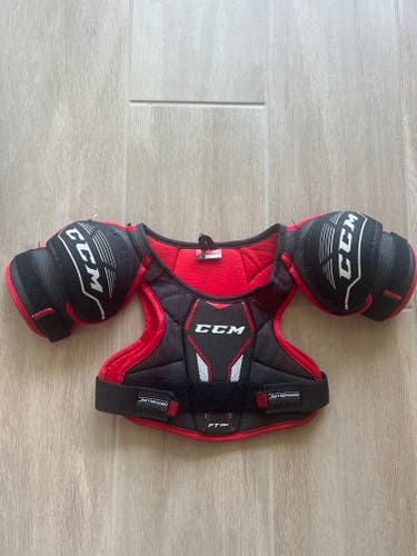 Medium CCM JetSpeed FT350 Shoulder Pads (Used)
