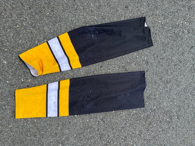Black Large Senior Kobe Socks (Used)