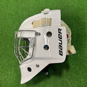 Small Bauer Profile 950 Goalie Mask (New)