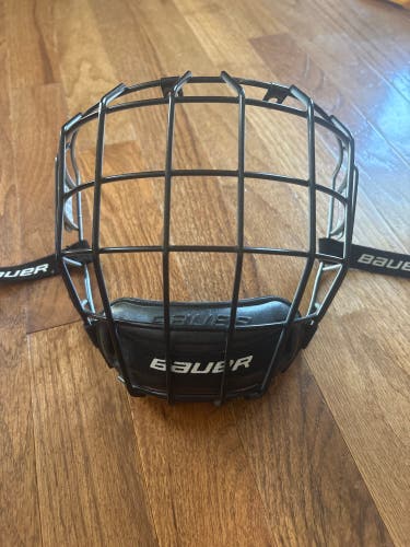 Small Bauer Profile II Facemask (Used)
