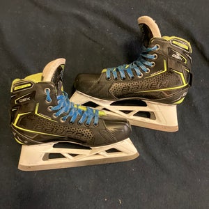 Senior Bauer GSX Hockey Goalie Skates Regular Width 7 (Used)