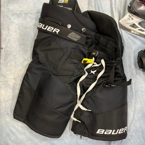 Black Intermediate Medium Bauer Supreme 3S Pro Hockey Pants (Used)