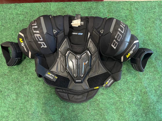 Bauer Supreme M5 Pro Shoulder Pads (Used) | Intermediate Medium
