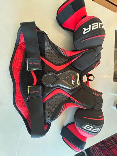 Large Senior Bauer Vapor X2.9 Shoulder Pads (Used)