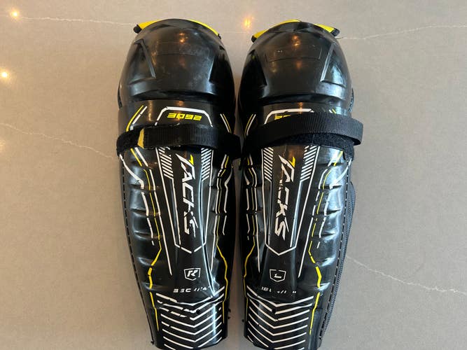 Senior CCM Tacks 3092 14" Shin Pads (Used)