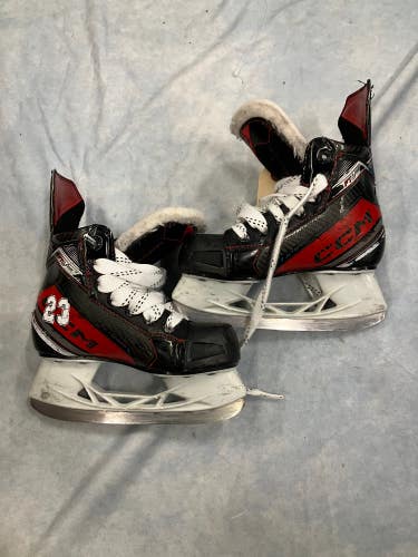 Youth CCM JetSpeed FT6 Pro Hockey Skates Regular Width 12 (Used)