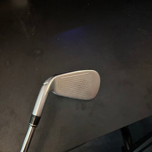 Men's TaylorMade 4 iron Rocketbladez Right Handed Regular Flex Steel Shaft (Used)
