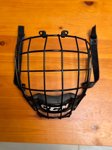 Large CCM Cage (Used)