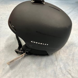 Gray Small Oakley MOD1 Helmet (Used)