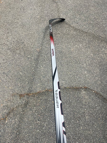 Senior Bauer Vapor League Hockey Stick Left Hand P28 Pro Stock (Used)