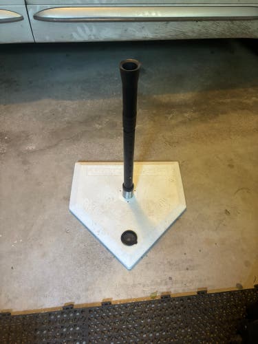 Adjustable Spring Loaded Tee Training Aid (Used)