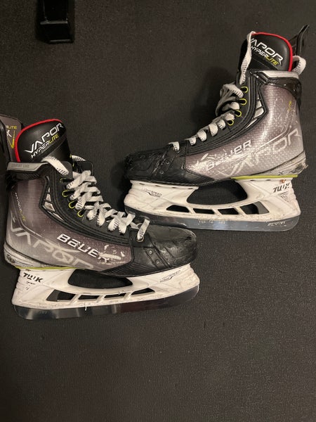Bauer Vapor Hyperlite Hockey Skates 7 (Used) with Fly Ti blades