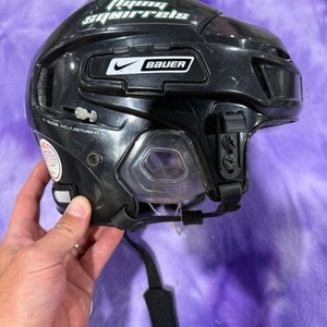Large Bauer 8500 Helmet (Used)