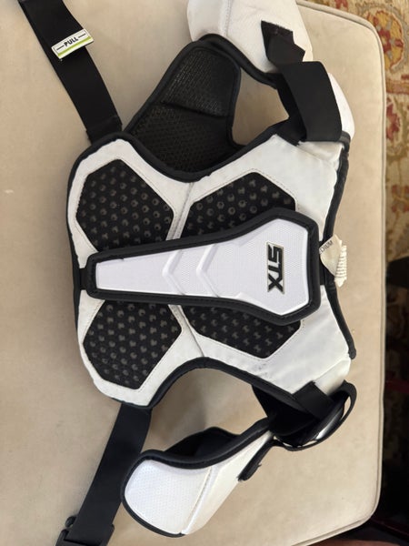 Medium Youth STX Cell V Shoulder Pads (Used)