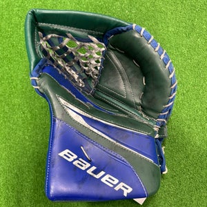 Int. Bauer Vapor X5 Pro Goalie Gloves & Blockers Regular (Used)
