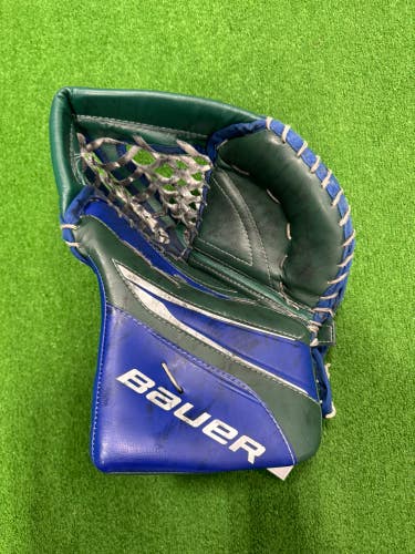 Int. Bauer Vapor X5 Pro Goalie Gloves & Blockers Regular (Used)