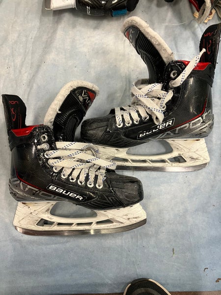 Intermediate Bauer Vapor 3X Hockey Skates Size 6 (Used)