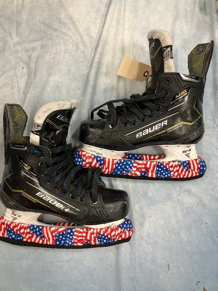 Intermediate Bauer Supreme M40 Hockey Skates 6.5 (Used)