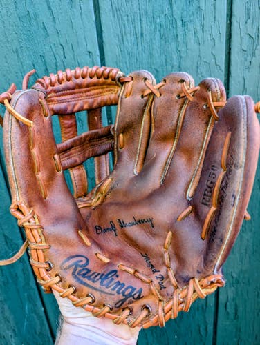 Rawlings RH RBG50 Baseball Glove 11" (Used)