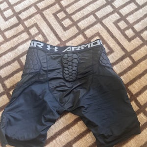 XL Adult Under Armour (Used)