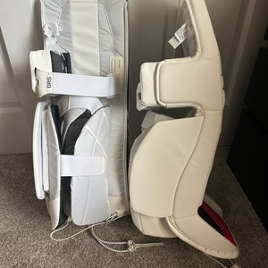 30"  2024 CCM Eflex 6.5 Goalie Leg Pads (New)