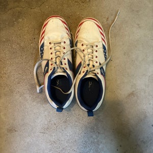 Men's Size M 11.5 (W 12.5) Etonic Golf Shoes (Used)