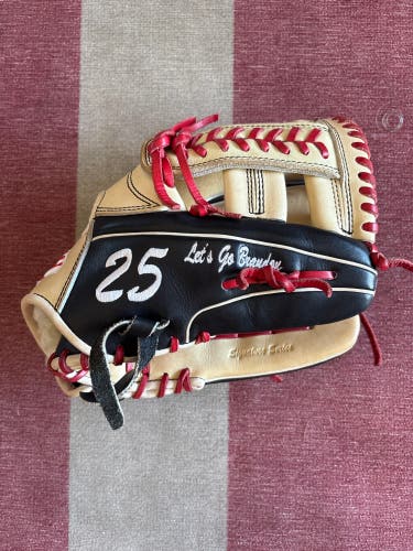 44 Pro RH Infield Signature Series Baseball Glove 11.5" (Used)