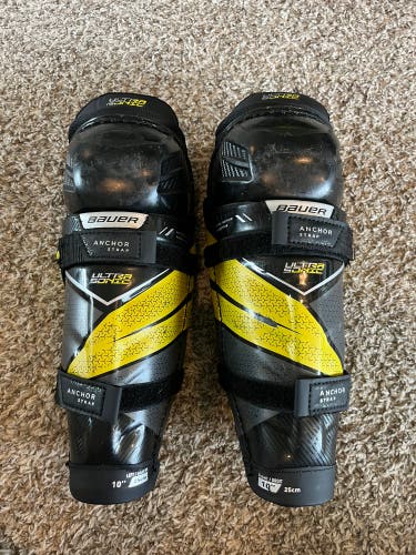 Youth Bauer Supreme UltraSonic 10" Shin Pads (Used)