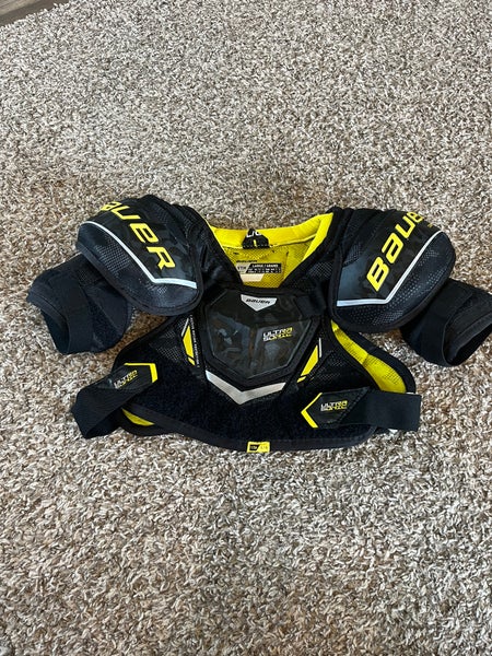 Youth Large Bauer Supreme Ultrasonic Shoulder Pads (Used)