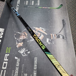 P90M | 80 Flex NEW! Senior CCM Tacks AS-VI Pro Right Handed Hockey Stick Pro Stock (New)