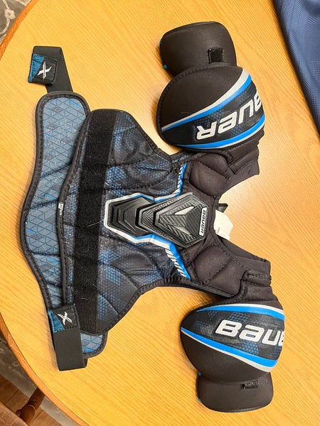 Bauer X Shoulder Pads