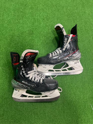Intermediate Bauer Vapor 3X Hockey Skates 6.5 Fit 3 (Used)
