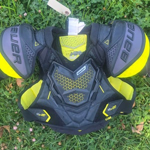 Small Junior Bauer Supreme Ultrasonic Shoulder Pads