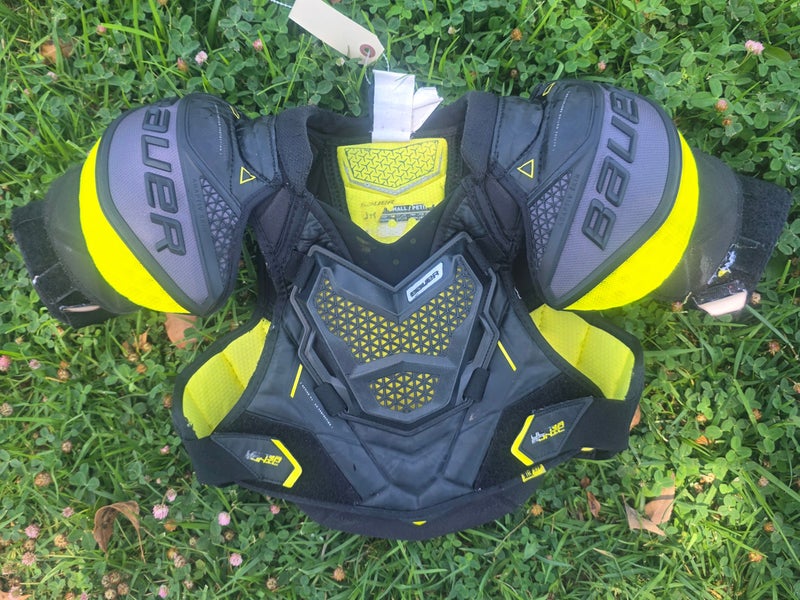Small Junior Bauer Supreme Ultrasonic Shoulder Pads