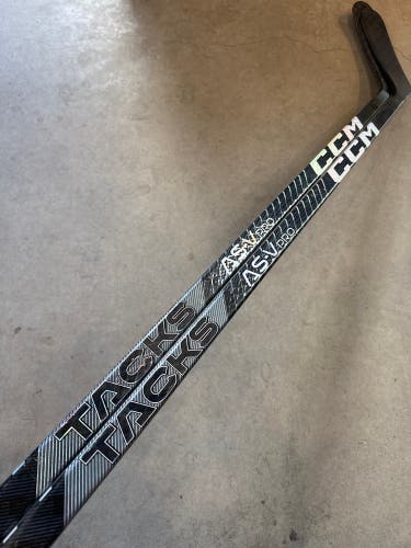 2 PACK 90 Flex P92M New Senior CCM Left Hand Pro Stock Tacks AS-V Pro Hockey Stick